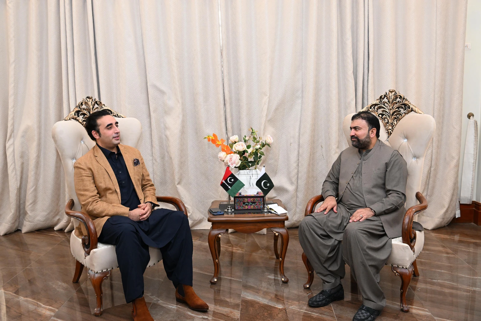 Bilawal reaches Quetta: CM Balochistan briefs on health, edu and uplift projects