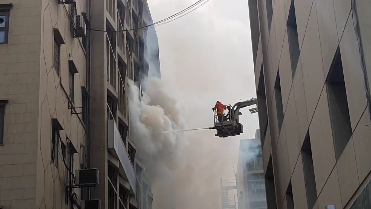 Fire breaks out at Pakistan Stock Exchange