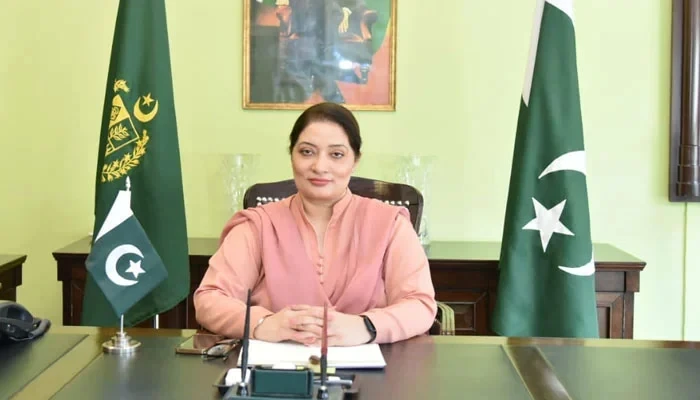 Govt announces launching Kisan TV Channel to support farmers against climate change