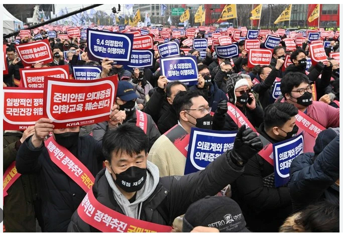 South Korea says will not punish striking doctors