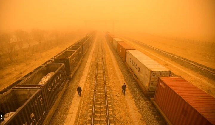Dust in the air eased slightly in 2023: UN