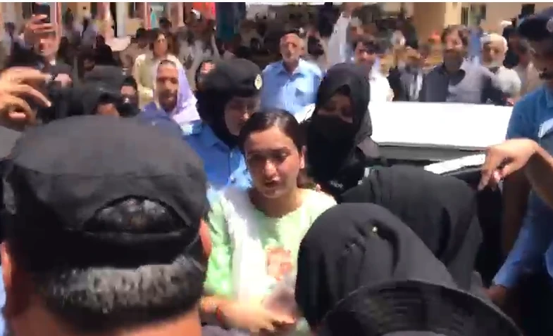 IHC orders realeas of Sanam Javed; bars police from arresting her until Thursday