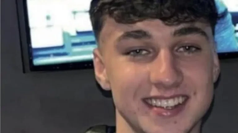 Tenerife rescuers find body where UK teen went missing