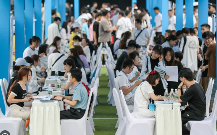 China youth unemployment down in June