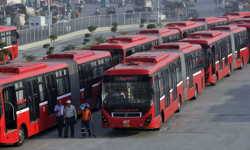 Metro Bus track deteriorates, needs urgent overhaul