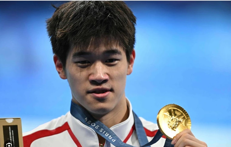 Chinese swim fans hit back at doping claims as Pan takes gold