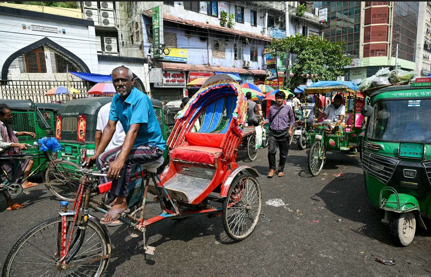 Police back on Bangladesh capital's streets as strike ends