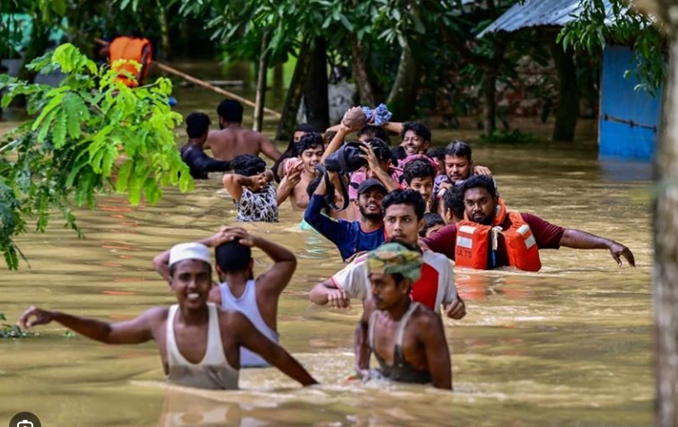 Nearly 300,000 Bangladeshis in emergency shelters after floods
