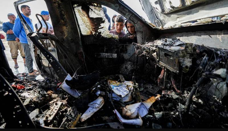 Three aid workers killed in Gaza amid Israeli airstrike, say rescuers