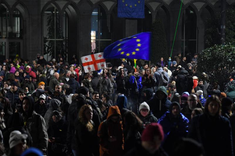 Thousands launch 2nd week of pro-EU protests in Georgia