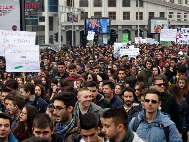 1,500 North Macedonia students protest against bullying