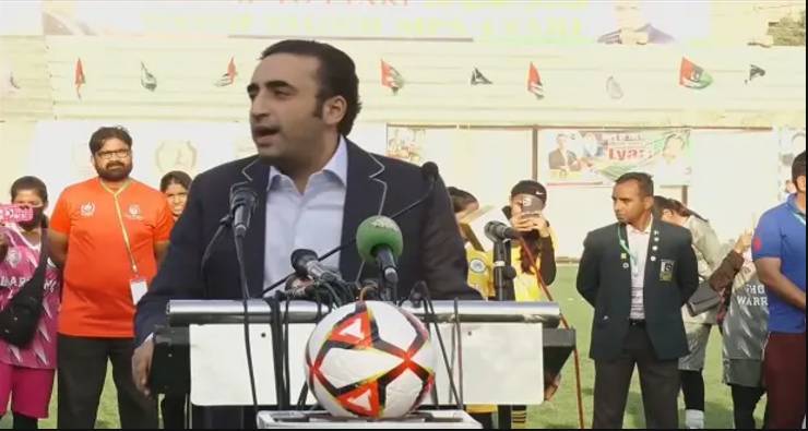 Bilawal inagurates women’s football tournament in Lyari