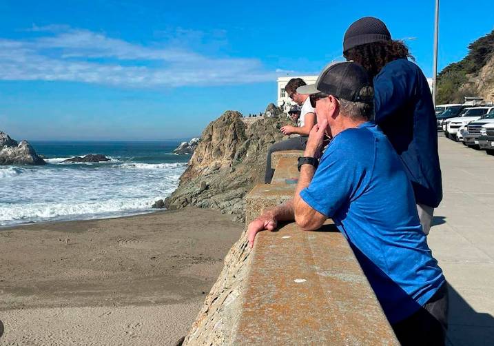 Quake sparks brief tsunami warning in California
