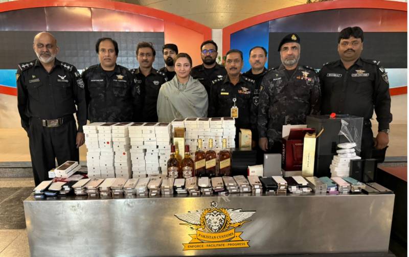 Mobile phones worth Rs40 million seized at Multan Airport