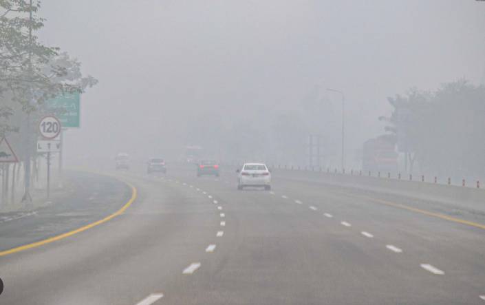M-5 Motorway closed from Rahim Yar Khan to Rohri