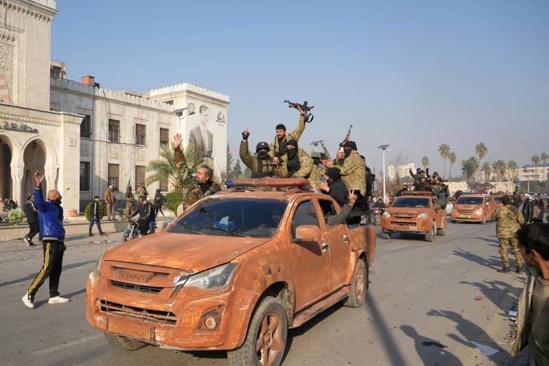 Pakistan advises its nationals to avoid travel to Syria