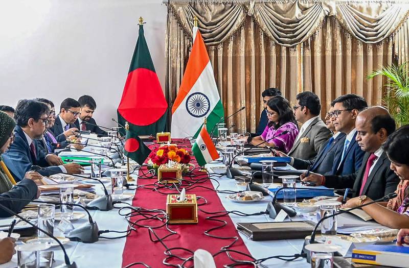 Indian diplomat visits Bangladesh to mend strained relations 