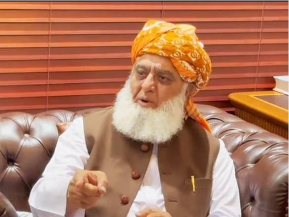 JUI-F chief says wants registration of seminaries, not confrontation with govt