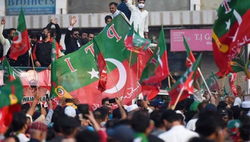 PTI calls meeting ahead of first NA session after ‘failed protest’