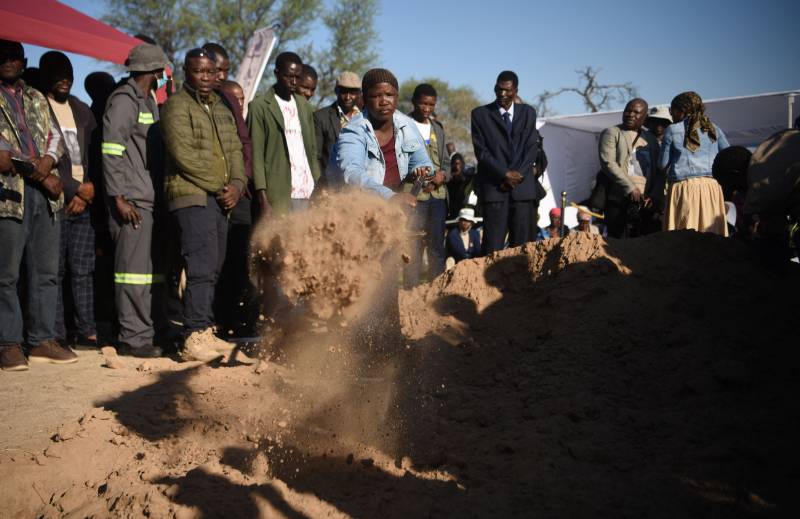 Botswana lays indigenous elder to rest after three years long legal battle