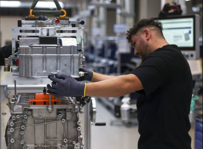 German factory outfitters brace for challenging 2025