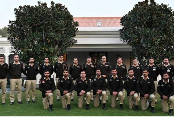 COAS commends Army team for winning gold medal in Exercise Cambrian Patrol