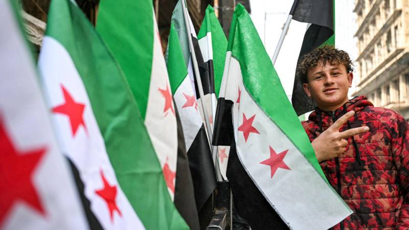 Syrians revive independence flag following Assad’s removal