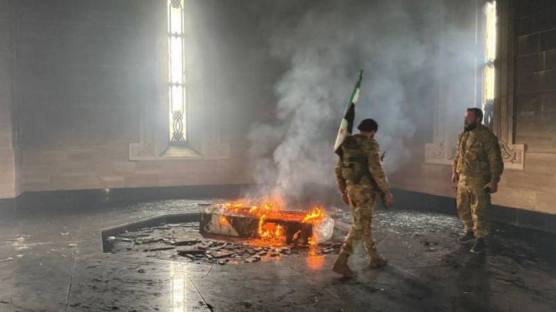 Tomb of Bashar al-Assad's father set ablaze in Syria hometown 