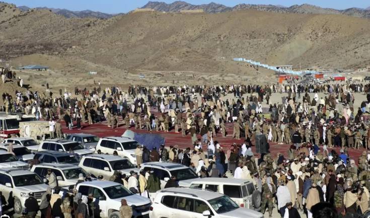 Thousands attend funeral of Afghan minister