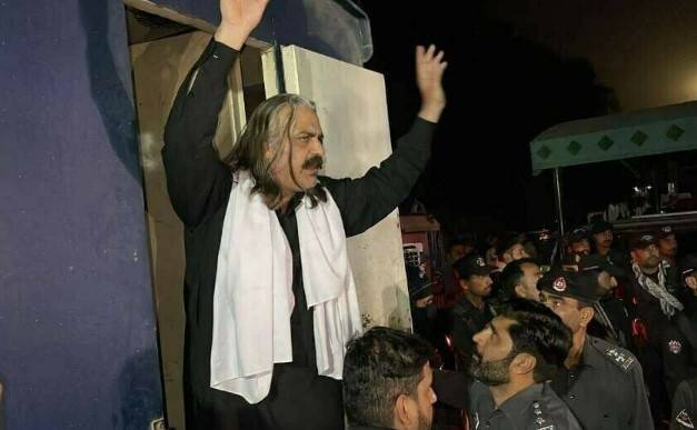 Islamabad court upholds non-bailable arrest warrants of KP CM Gandapur