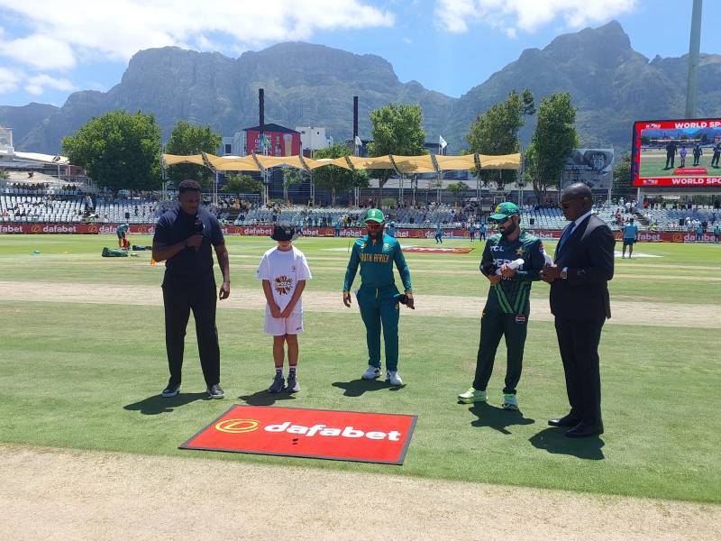 Pakistan post 330-run target against South Africa in 2nd ODI