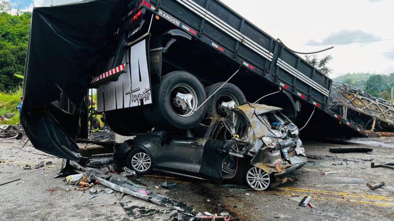 38 killed, several injured in Brazil bus-truck collision