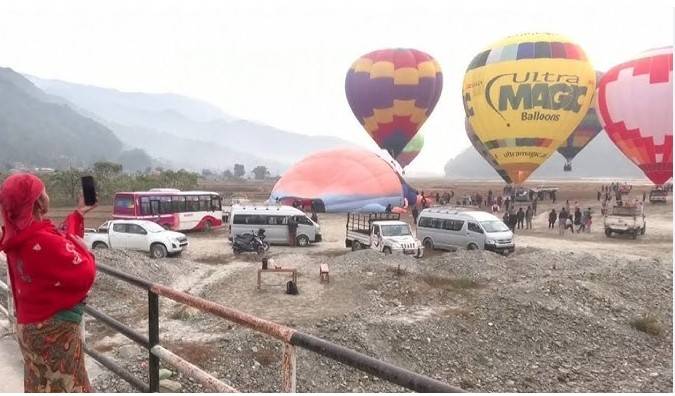 Nepal hosts hot air balloon festival