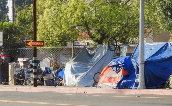 US homelessness hits new record in 2024