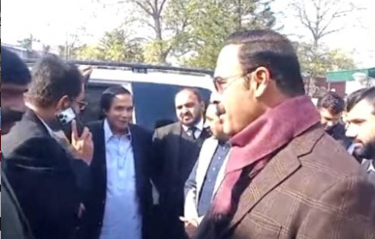 Pervaiz Elahi indicted in kickbacks reference 
