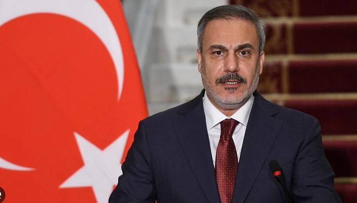 Turkey threatens military operation against Syrian Kurdish fighters