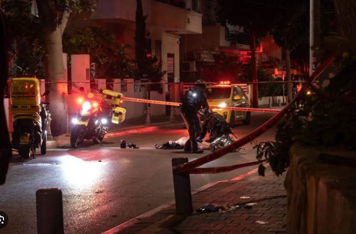Attacker killed after stabbing 5 in Tel Aviv