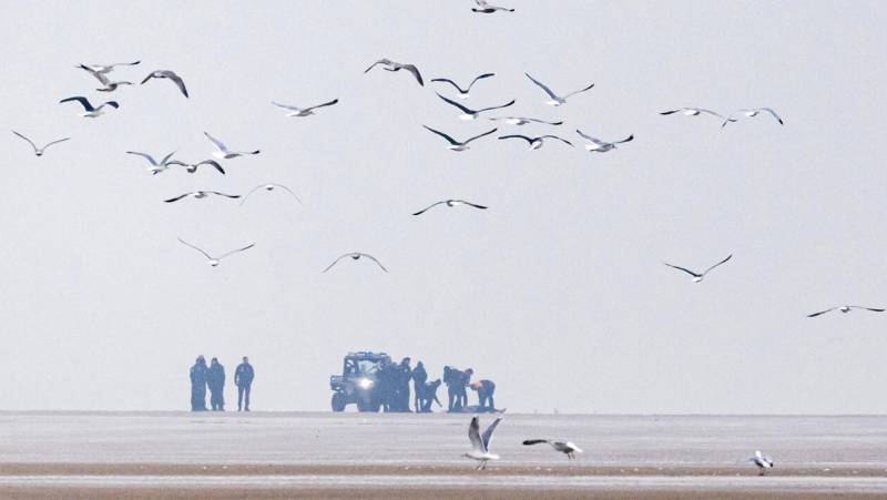 Yemeni migrant found dead on French channel beach: official