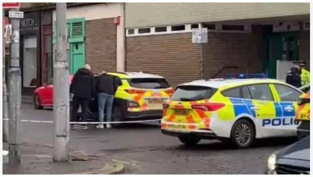 Teenage boy charged for terrorism after arrest outside Scottish mosque