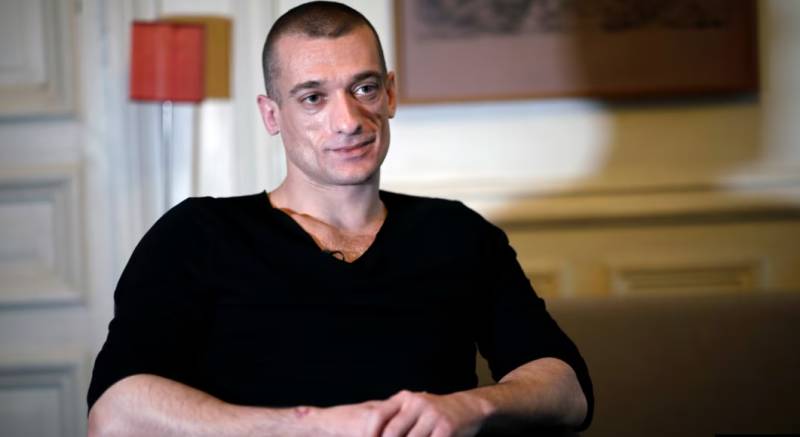 France court hands TV host suspended sentence over nude casting