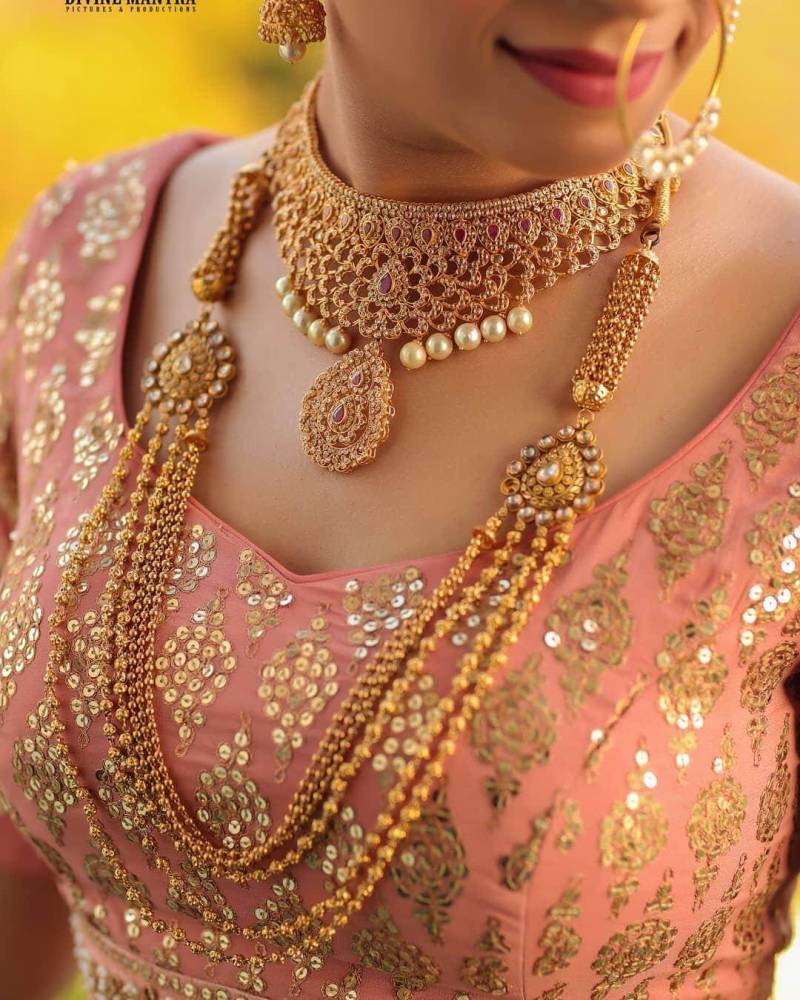 Gold prices lose some shine in Pakistan