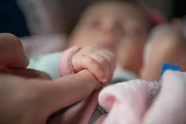Indian couples in US rush to maternity clinics to beat Trump's citizenship deadline
