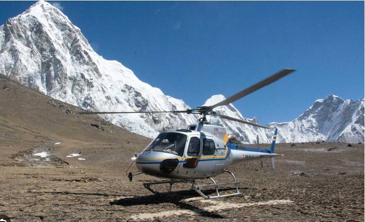 Nepal resumes rescue helicopter flights to Mount Everest