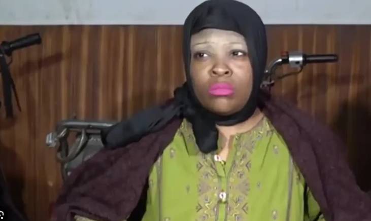 US woman reaches residence of teenager in Karachi who ‘ditched’ her
