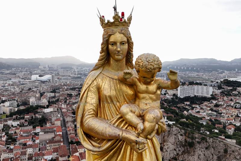 Marseille's giant 'Good Mother' statue to gleam brighter
