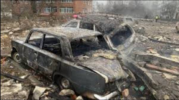 Russia says advancing towards flashpoint Ukrainian city