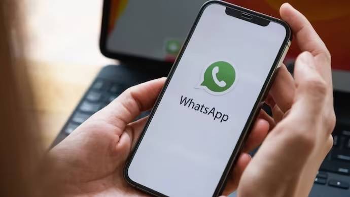 WhatsApp chat service says Israeli spyware company targeted users