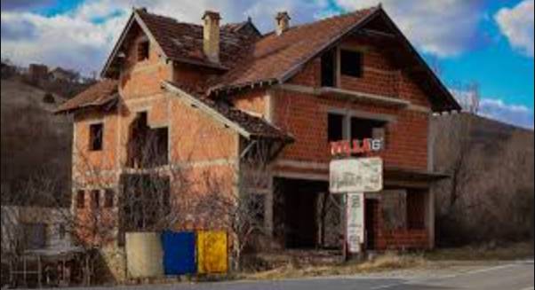 Ceiling collapse at abandoned home kills three in Kosovo