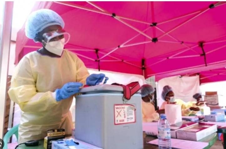 Ebola-hit Uganda begins vaccination trial: WHO