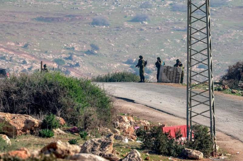 Two Israeli soldiers killed at West Bank checkpoint
